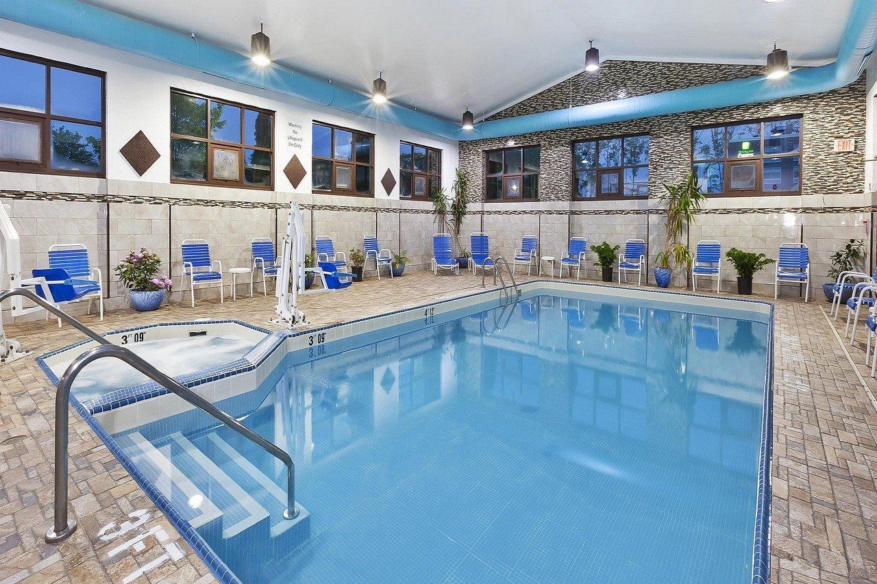 Candlewood Suites Grand Rapids Airport By Ihg Cascade Bagian luar foto