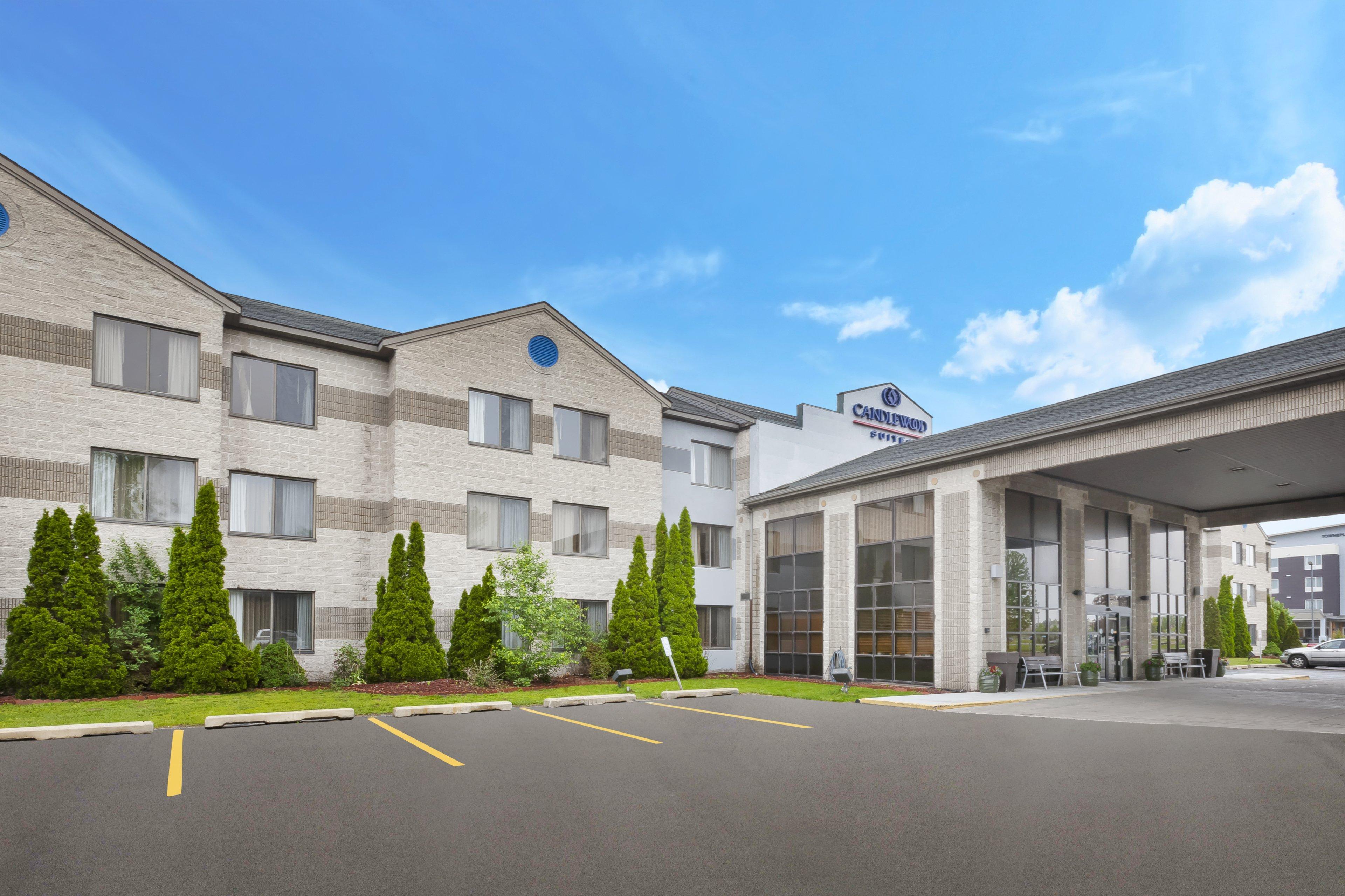 Candlewood Suites Grand Rapids Airport By Ihg Cascade Bagian luar foto