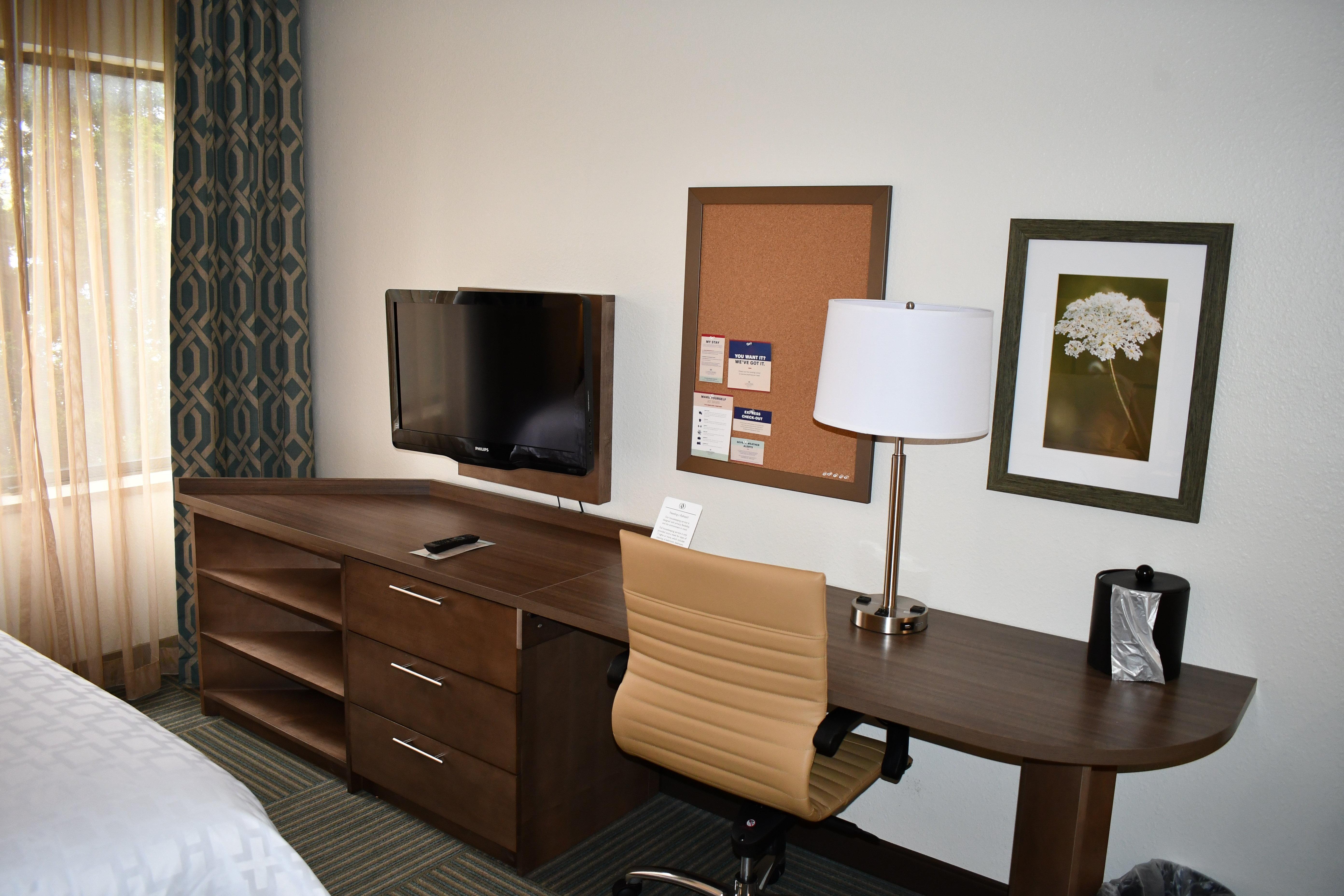 Candlewood Suites Grand Rapids Airport By Ihg Cascade Bagian luar foto
