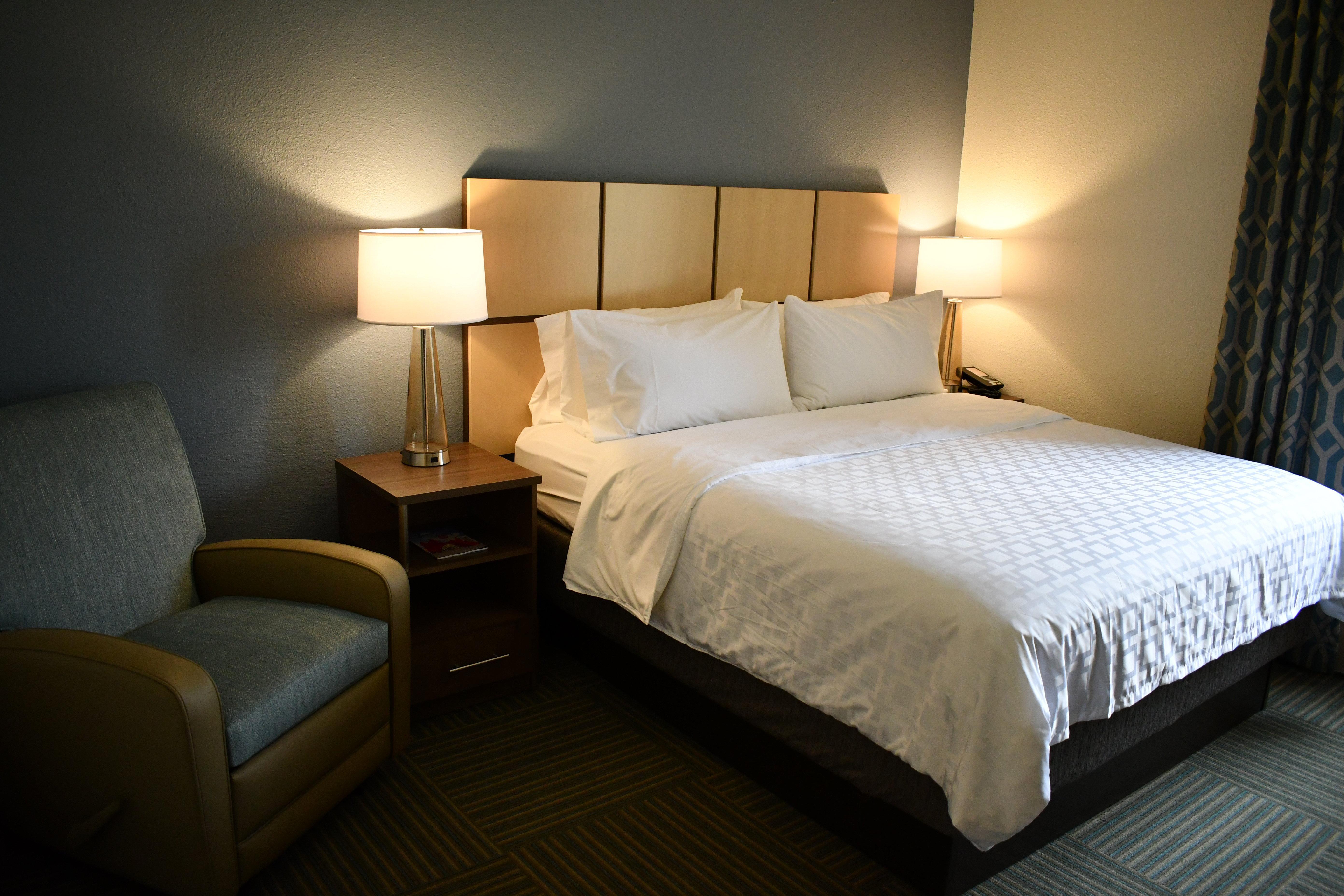 Candlewood Suites Grand Rapids Airport By Ihg Cascade Bagian luar foto
