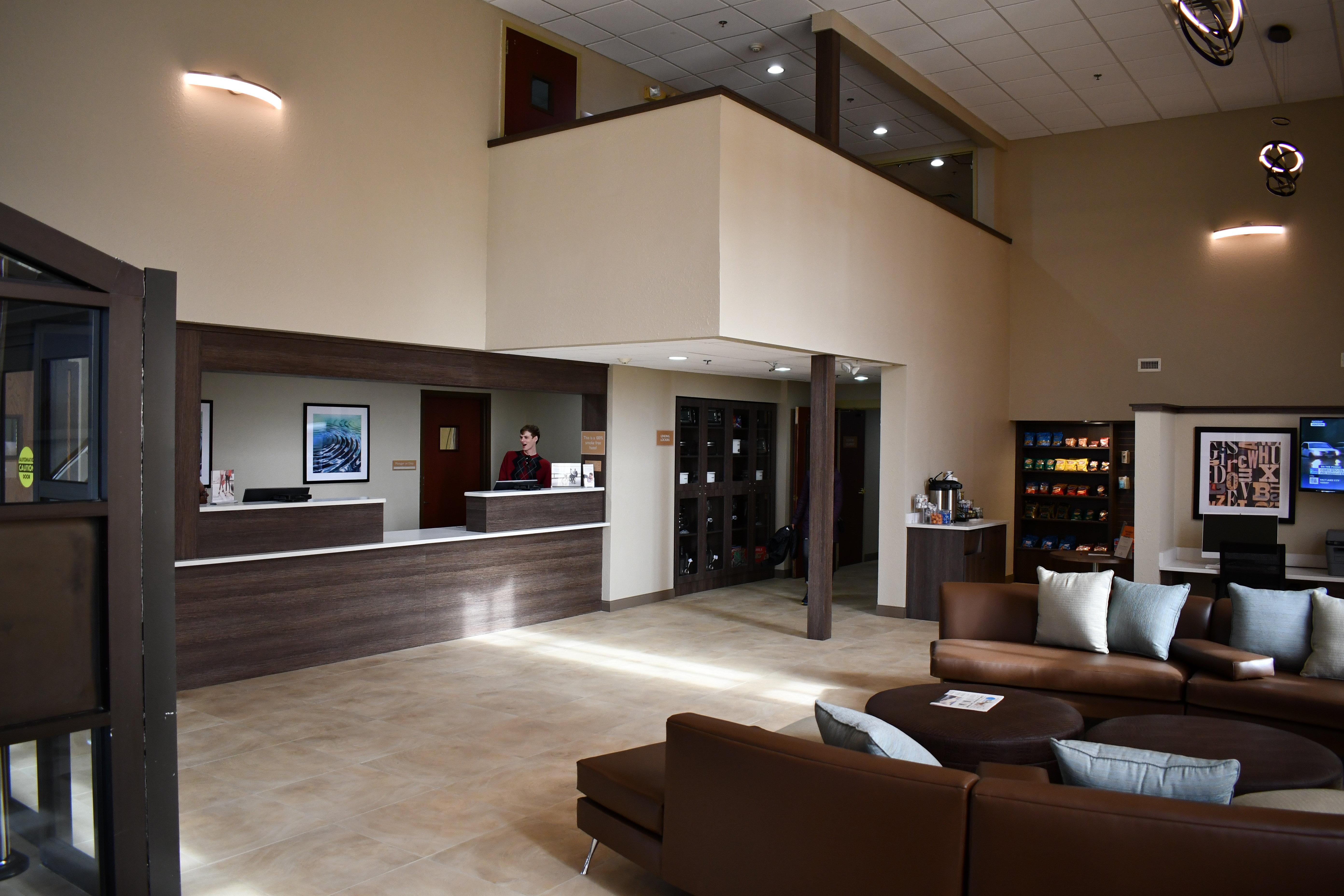 Candlewood Suites Grand Rapids Airport By Ihg Cascade Bagian luar foto