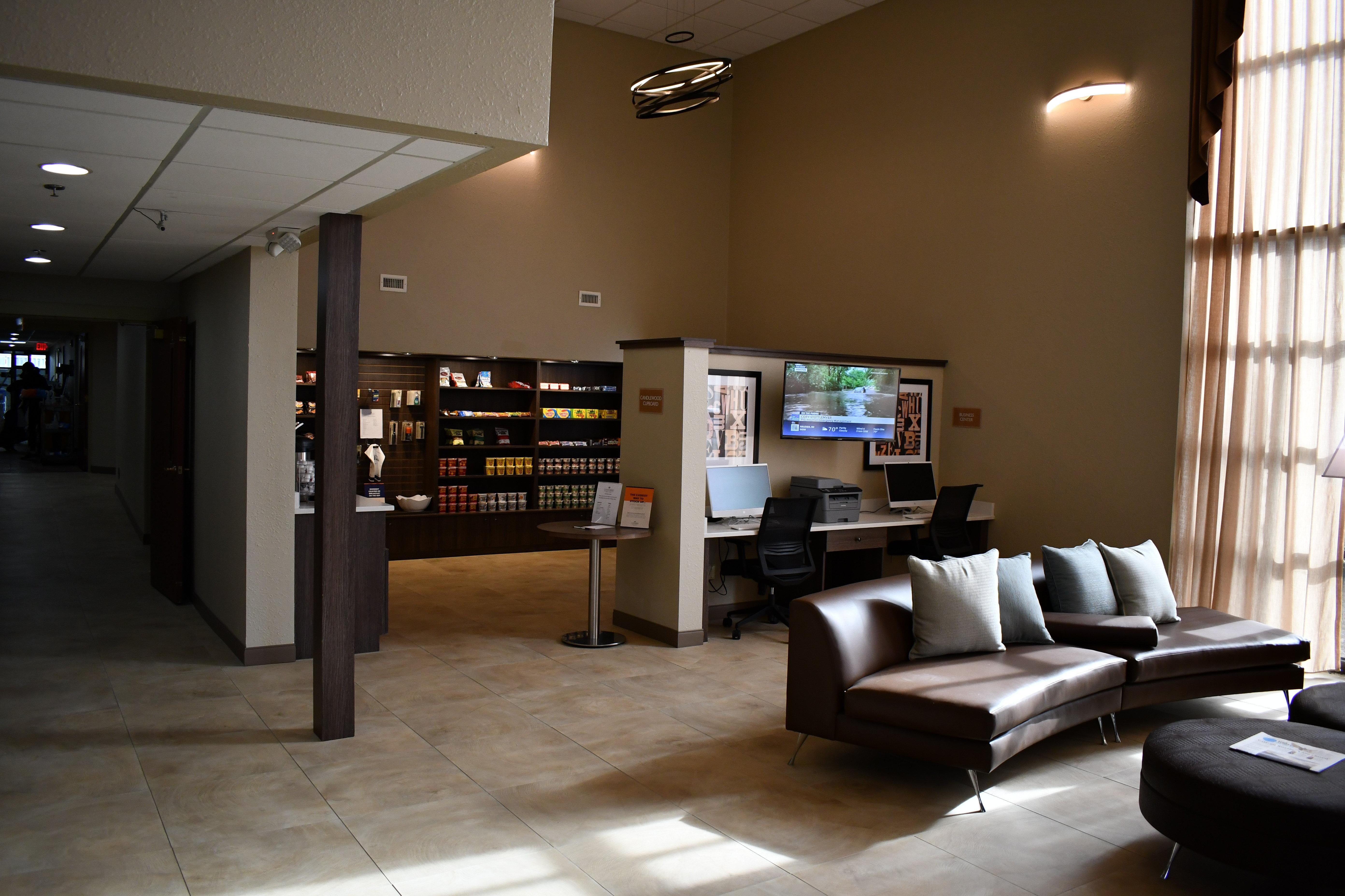 Candlewood Suites Grand Rapids Airport By Ihg Cascade Bagian luar foto
