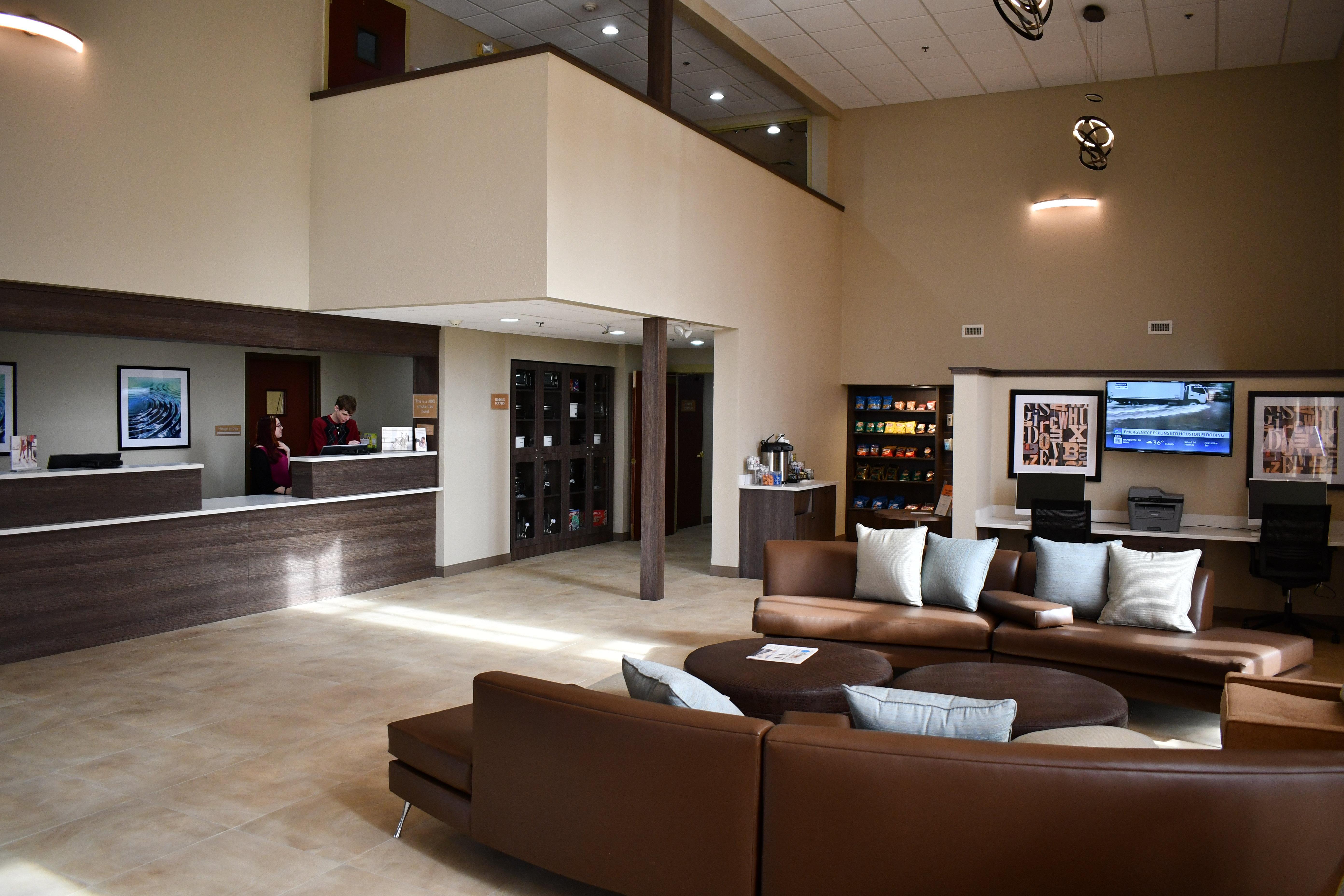 Candlewood Suites Grand Rapids Airport By Ihg Cascade Bagian luar foto