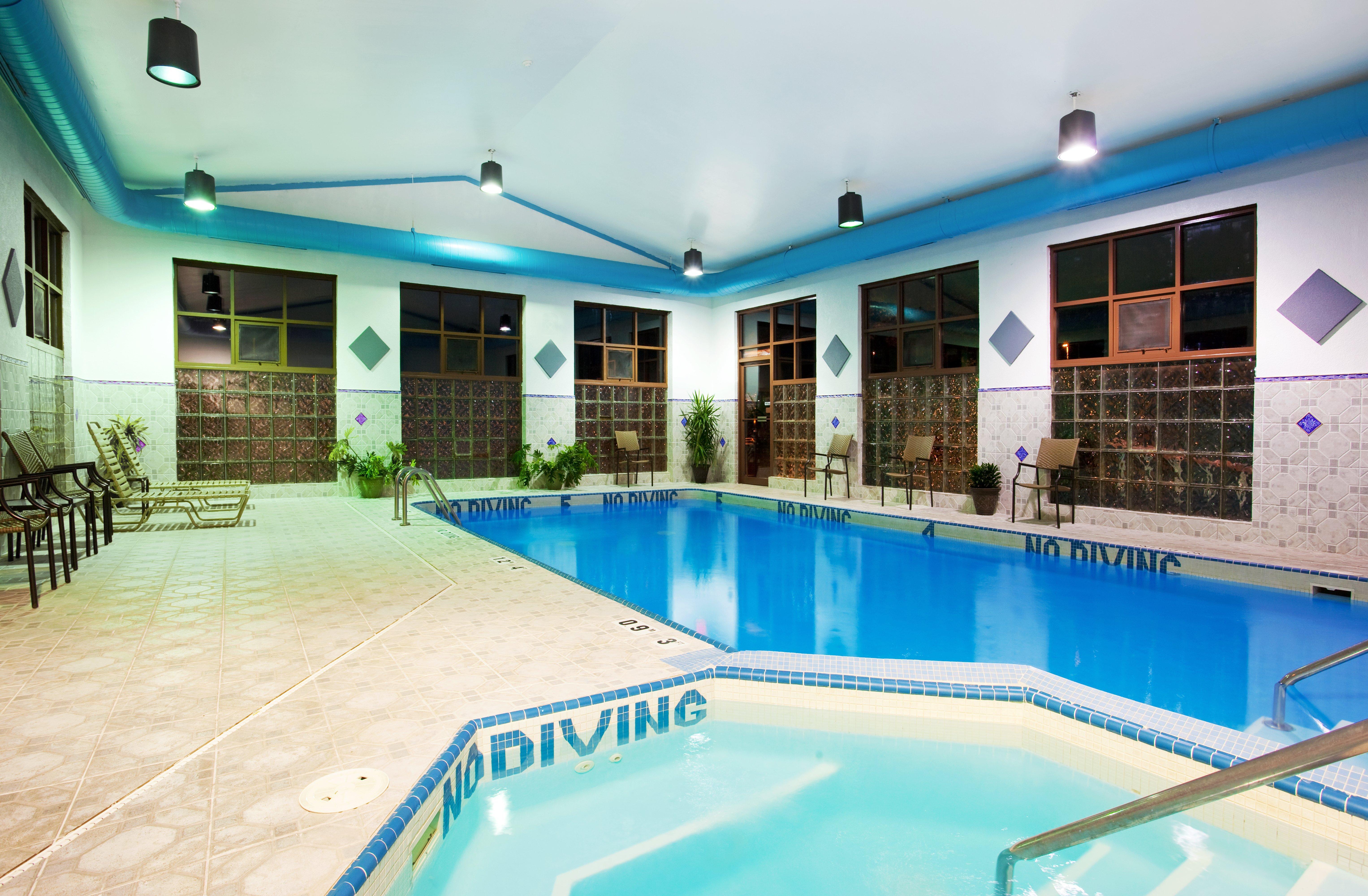 Candlewood Suites Grand Rapids Airport By Ihg Cascade Bagian luar foto