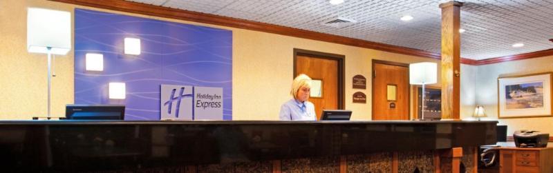 Candlewood Suites Grand Rapids Airport By Ihg Cascade Bagian luar foto