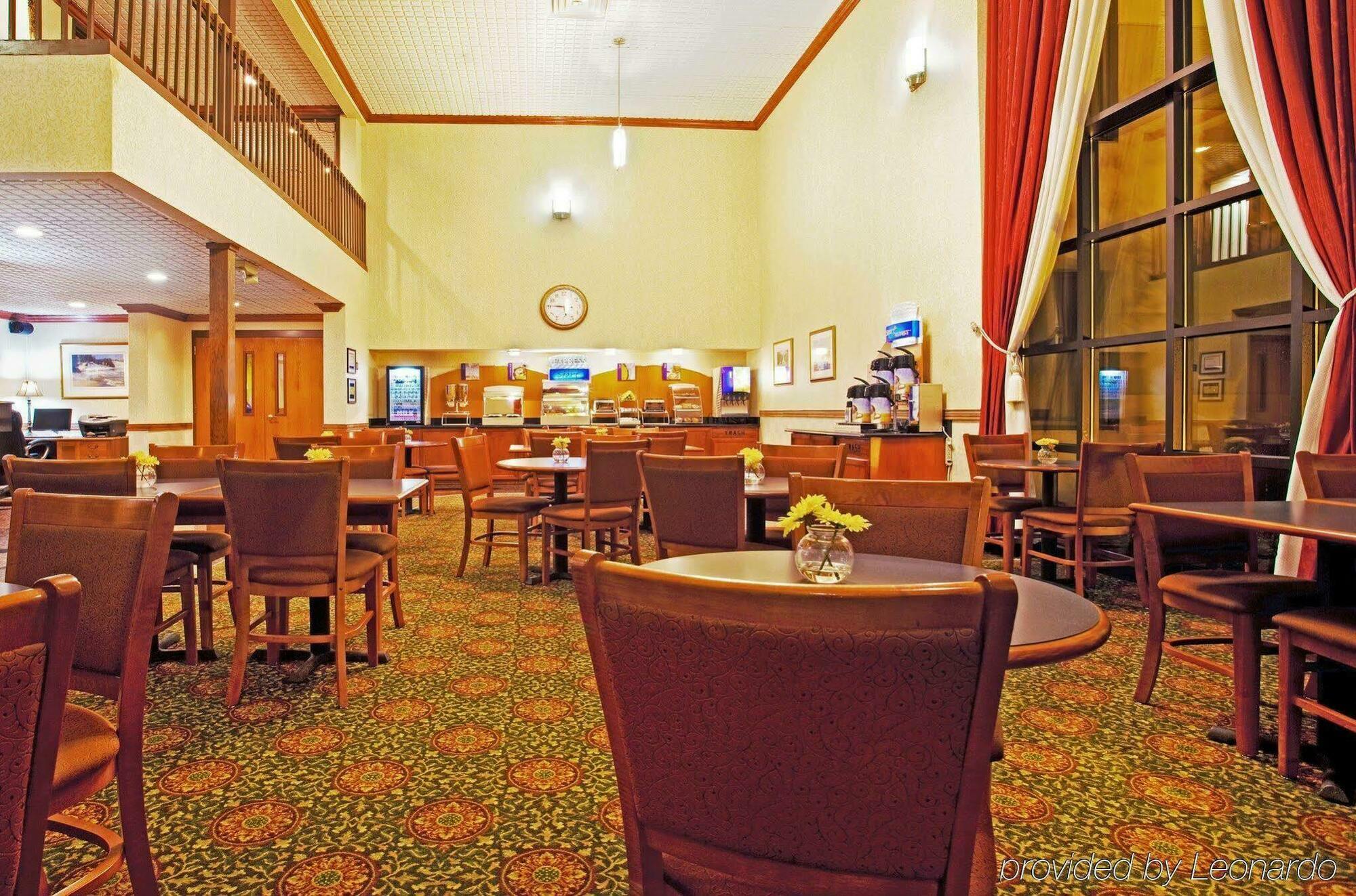 Candlewood Suites Grand Rapids Airport By Ihg Cascade Bagian luar foto